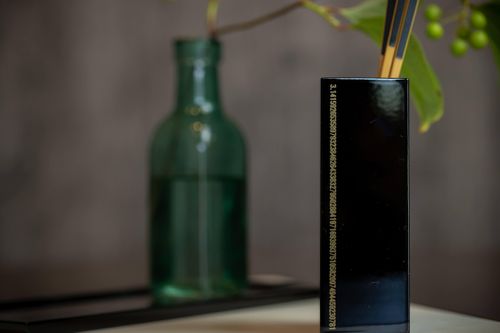 屋久杉 刳貫師 川下幸徳作 耳付壺 福寿（一点物） | 47storey - Buyee