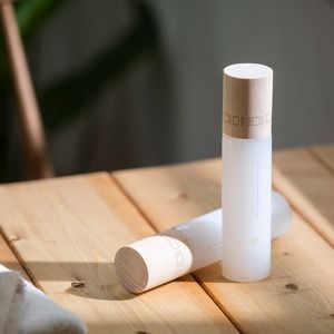 s*o様 【匿名送料無料】タグ有り試着のみザヒノキオールインワン hausヒノキオールインワンナチュラルスキンジェル（ザ・ストレート