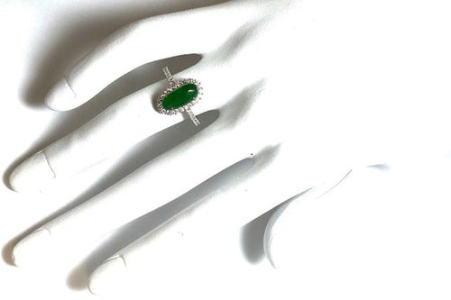 Pt900 翡翠ダイヤモンドリング J3.8ct D0.3ct Pt900 翡翠ダイヤモンドリング J3.8ct D0.3ct - メルカリ