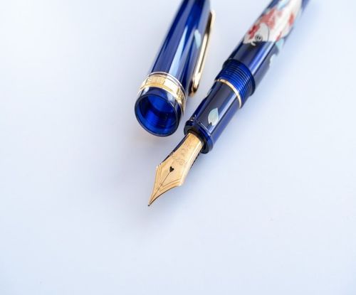 錦鯉蒔絵 万年筆14㎝ ペン先大型14K | - Buyee, un servizio proxy