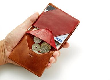 One ～特許取得 第3世代オールインワン、 レザー 二つ折り 財布 by