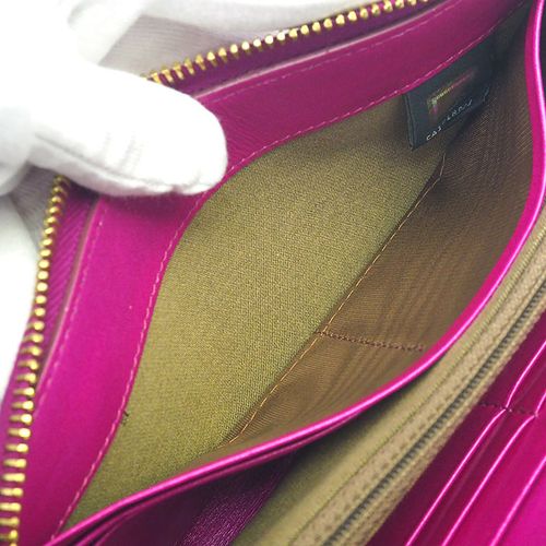 フェンディ ロゴ ラウンドファスナー レディース 【長財布（小銭入れ
