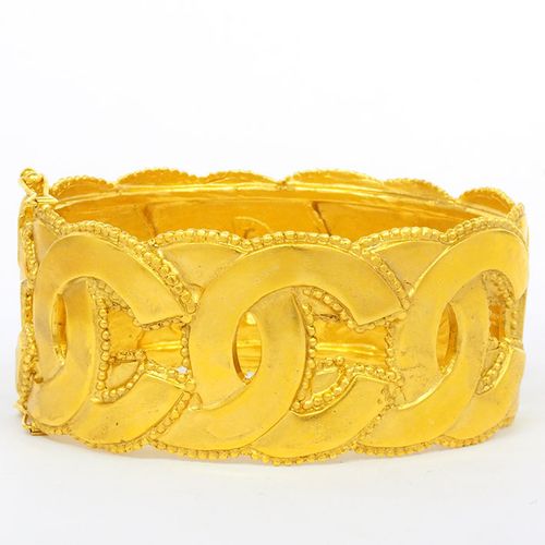 シャネル ライオンヘッド マトラッセテクスチャー 【バングル