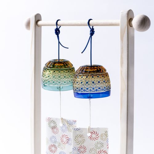 ガラス製工芸品 江戸切子風鈴 クリスタル 瑠璃 金赤 ガラス細工 伝統工芸 熊倉