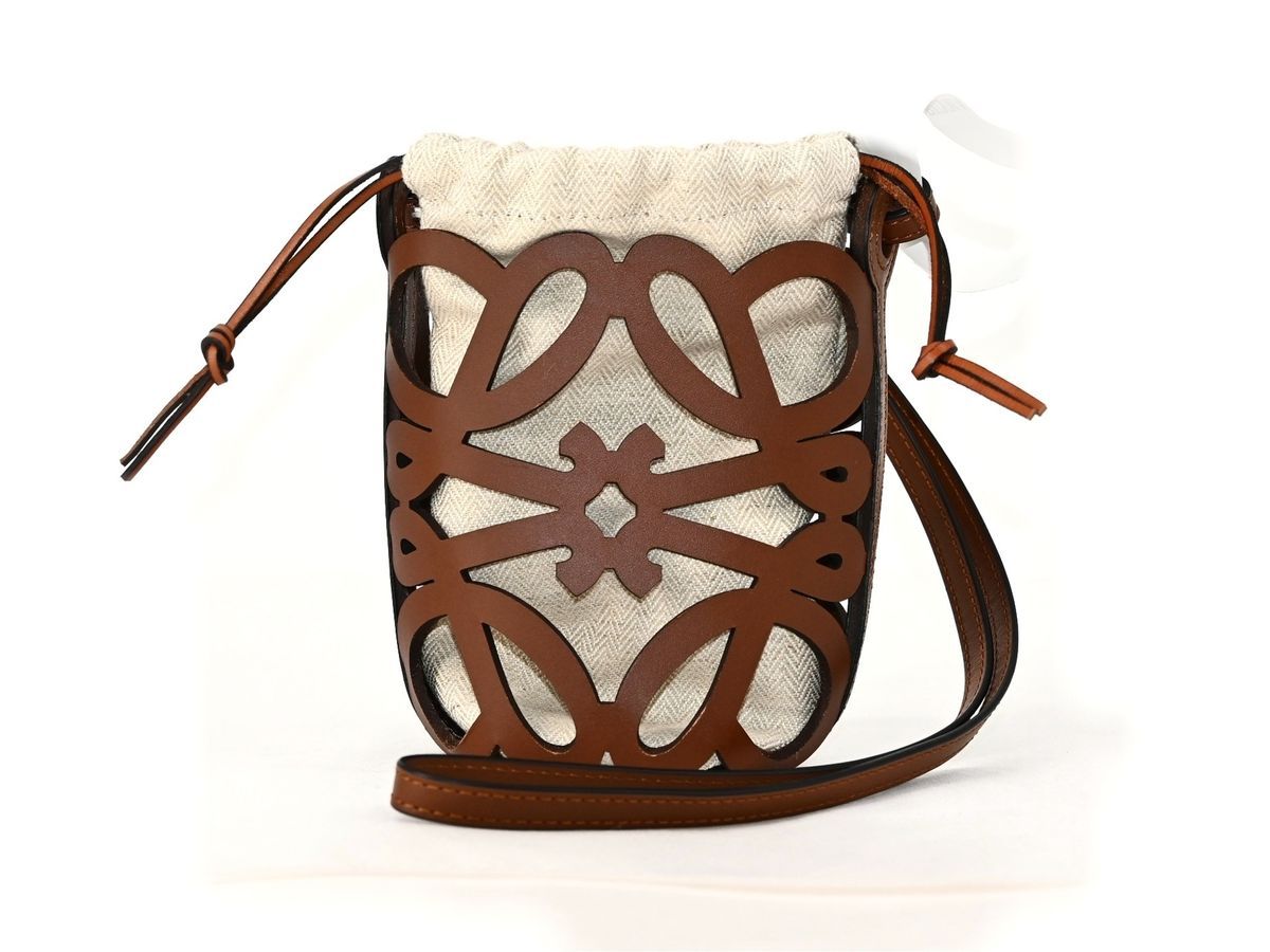 LOEWE Anagram Shoulder Bag Pochette Brown (brown) One Size Used
