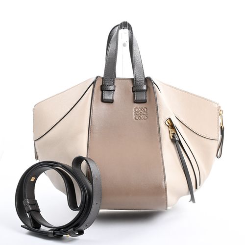 LOEWE ロエベ　レザーショルダーバッグ ロエベ フラメンコクラッチミニ ショルダーバッグ 38715 | RodeoDrive