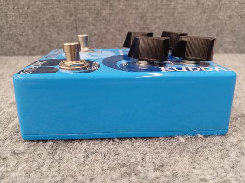 BUDDA エフェクターKARMA CHORUS | - Buyee日本代购服务| 在OFFMALL购物。