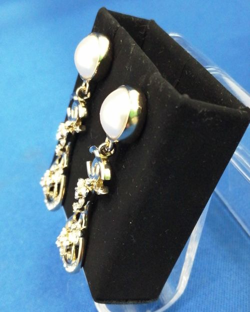 CHANEL ココマークピアス | OFFMALL - Buyee, an Online Proxy
