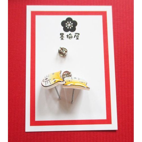墨梅屋】チベットスナギツネピアス | ヴィレッジヴァンガード