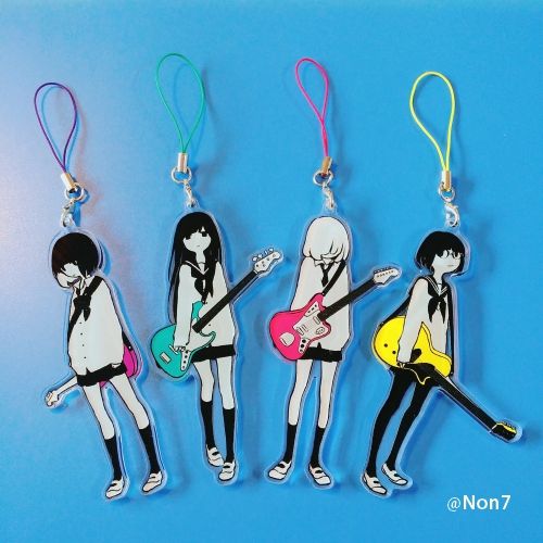 渡瀬しぃの】ギター＆ベース女子高生 アクリルストラップ／レスポール